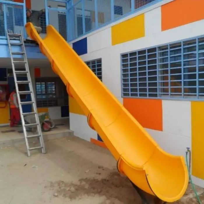 Tobogán de Evacuación Institucional (Altura 2,0 m - 5 Piezas)
